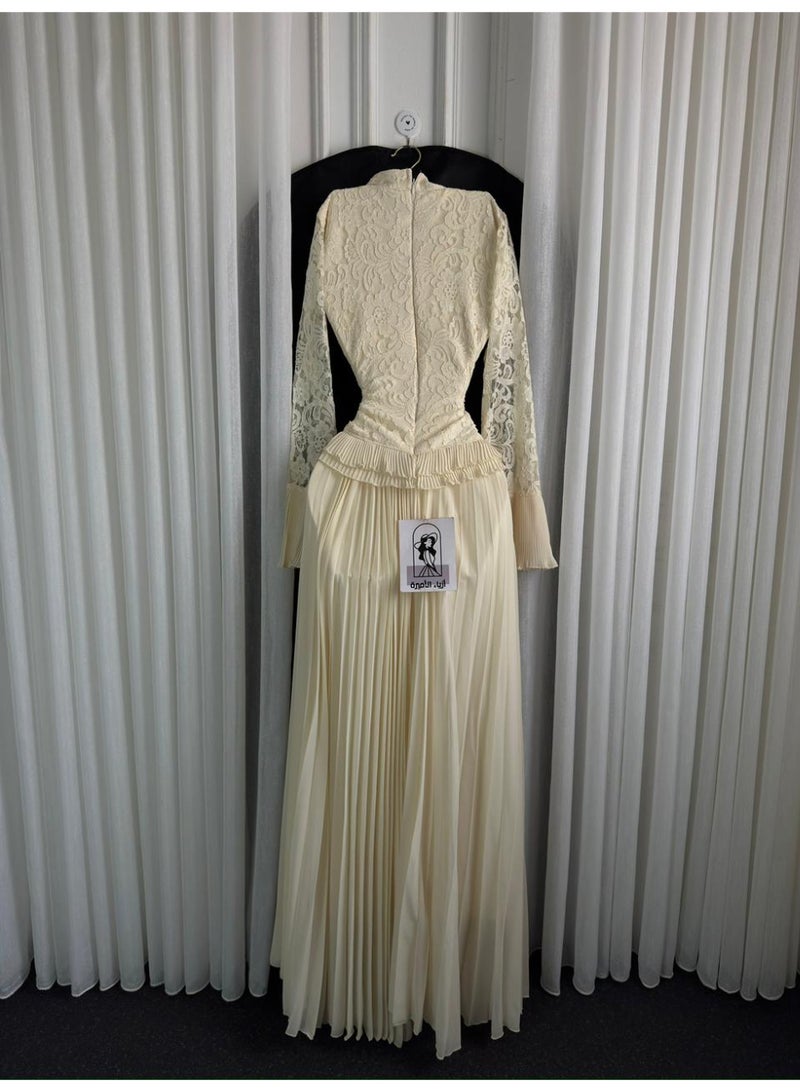 Cutie Women's Pleated Maxi Evening Dress with Lace Sleeves and Ruffle Waist Detail - Off-White - Image 2